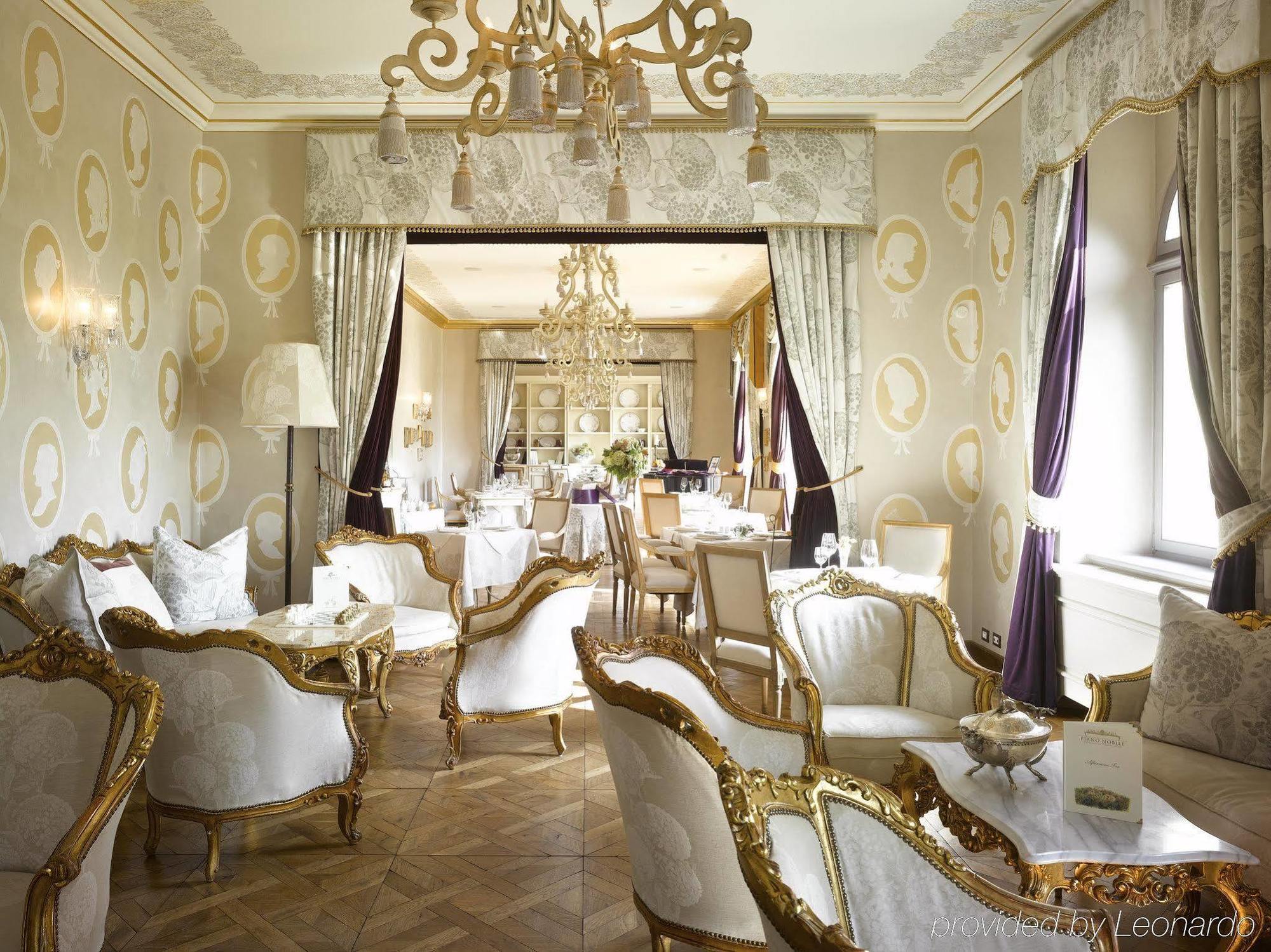 Chateau Mcely Restaurante foto