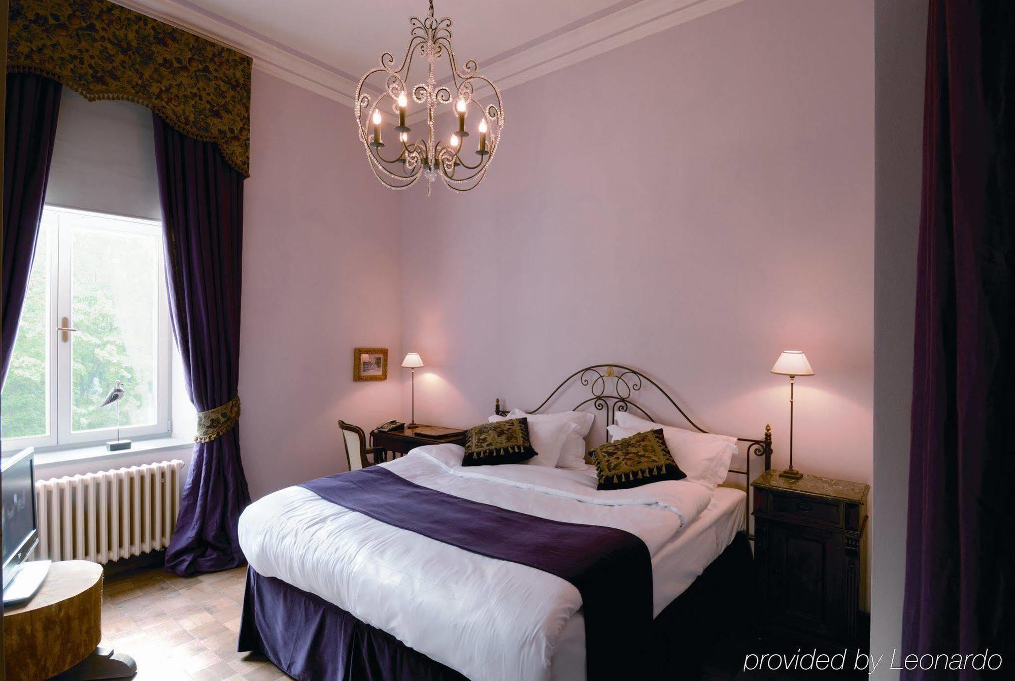 Chateau Mcely Quarto foto